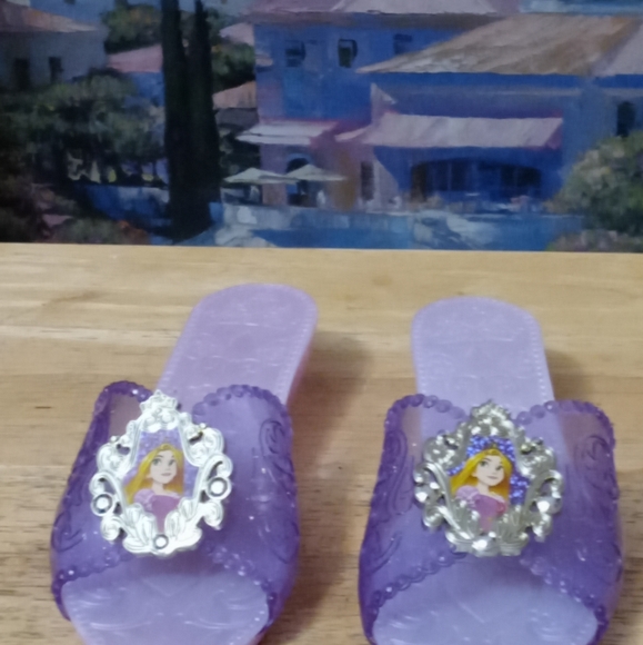 👸 2 Pair Disney Princess Rapunzel Sandals 👸 🆕Costume👗Tangled Dress Up Shoes. - Picture 9 of 11